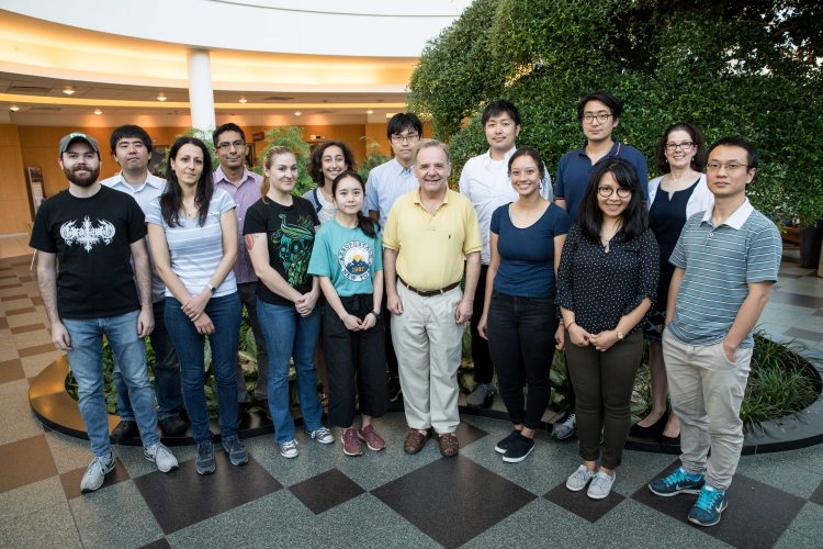 Dr. Bernard Lo (blue shirt in back) with the Nunez Lab in 2018